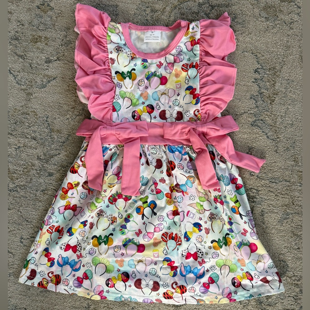 Disney dress 2T new without tags